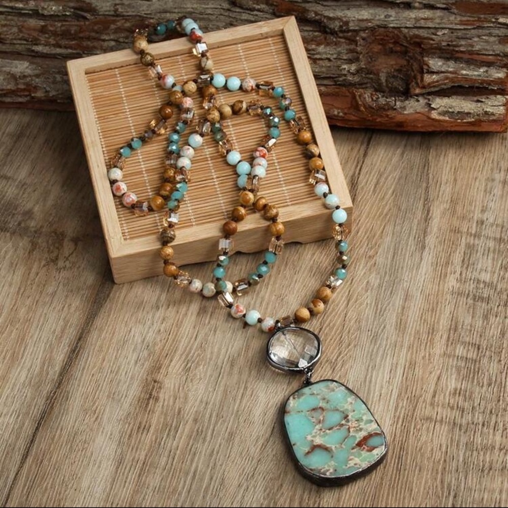 NWOT - Turquoise and Brown Beaded Necklace